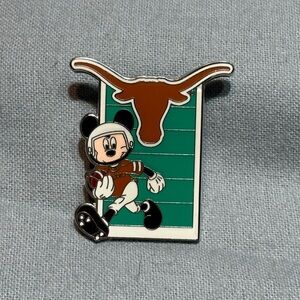 Disney Mickey Mouse Texas Longhorns Football Collector Pin